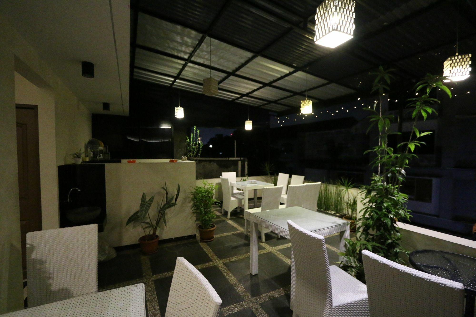 Hotel Bantal Guling Pasar Baru Bandung Exterior foto